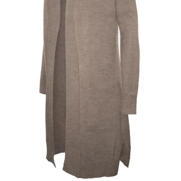 Boutique Cardigan - Picture 3 of 5